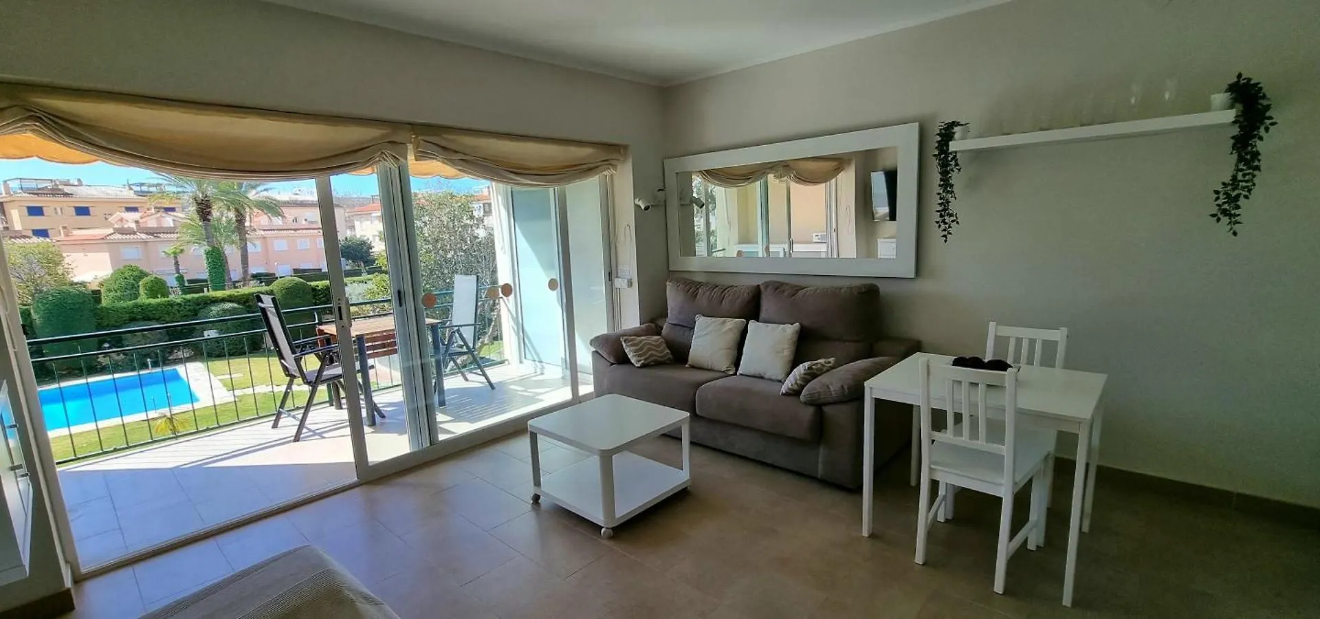 Vidabrava, Sagaro Garden Loft Apartment S'Agaro